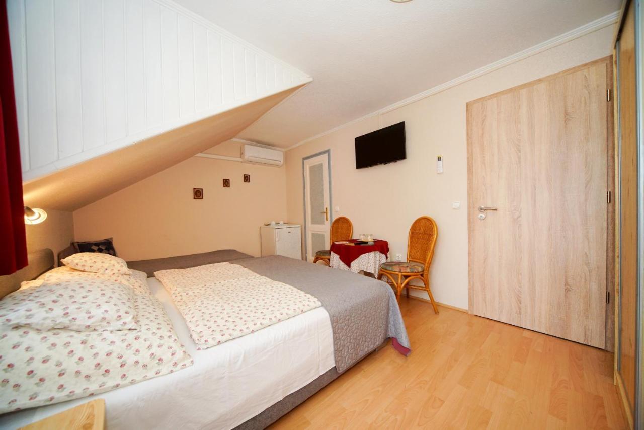 Siesta Vendégház Eger Extérieur photo