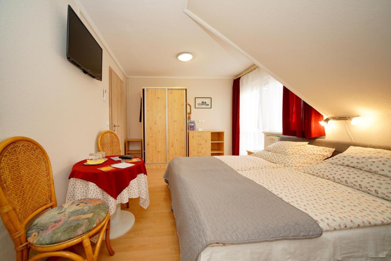 Siesta Vendégház Eger Extérieur photo